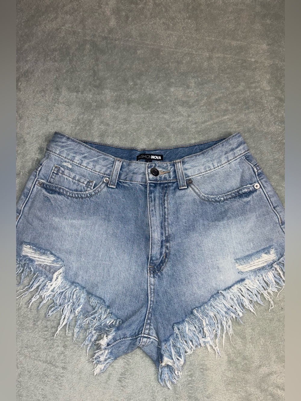 Fashion nova high rise cut off shorts size 7
